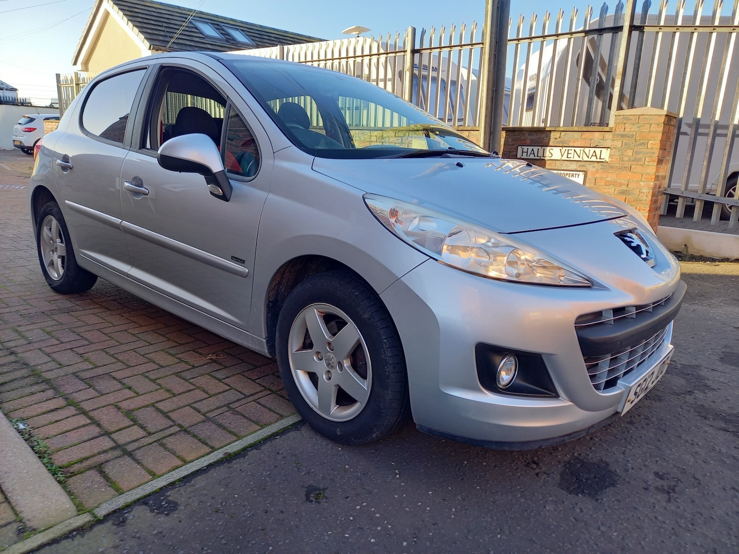 Used Peugeot 207 2012 for sale - 77045519: Photo 6