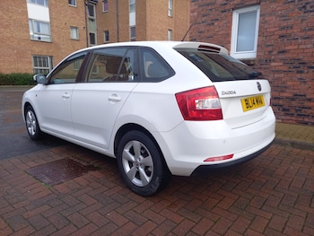 Used Skoda Rapid Spaceback 2014 for sale - 76611418: Photo