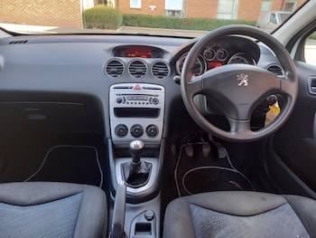 Used Peugeot 308 2011 for sale - 78708770: Photo