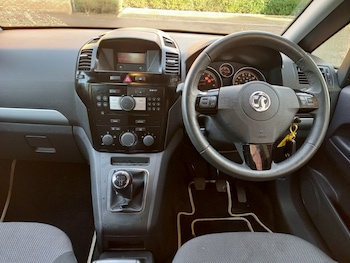 Used Vauxhall Zafira 2012 for sale - 76412097: Photo