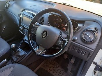 Used Renault Captur 2014 for sale - 78420246: Photo