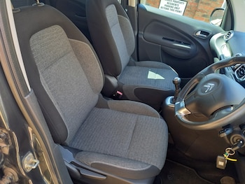Used Citroen C3 Picasso 2017 for sale - 79367660: Photo