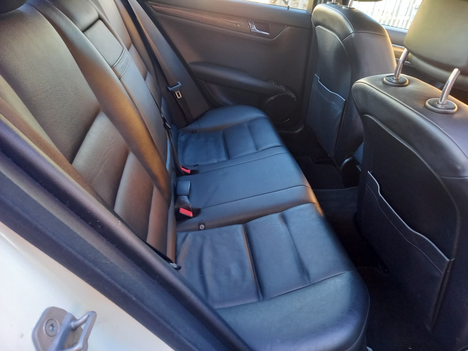 Used Mercedes-Benz C Class 2011 for sale - 76693160: Photo 5