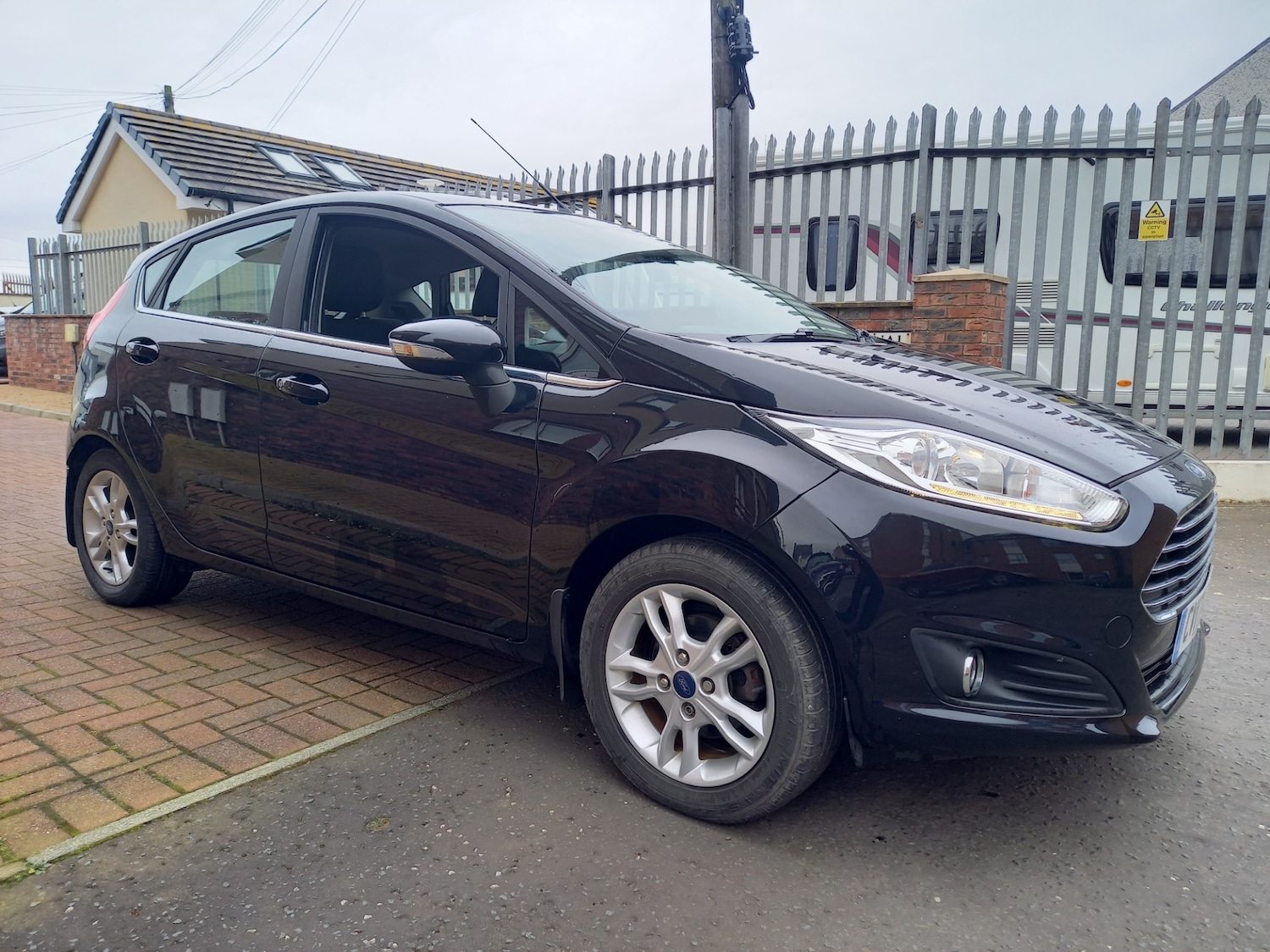 Used Ford Fiesta 2017 for sale - 78162234: Photo 6