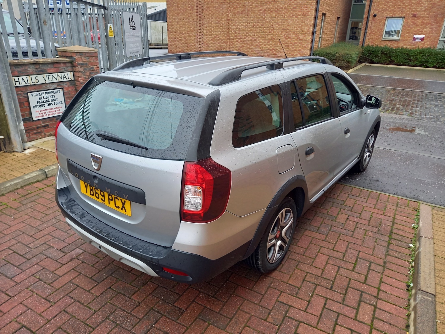 Used Dacia Logan MCV 2019 for sale - 76365233: Photo 8