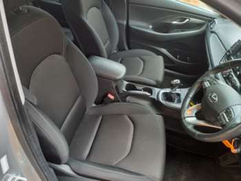 Used Hyundai i30 2017 for sale - 74890949: Photo