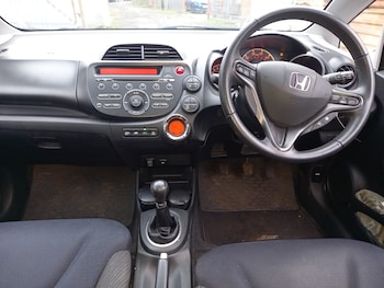Used Honda Jazz 2014 for sale - 76662497: Photo