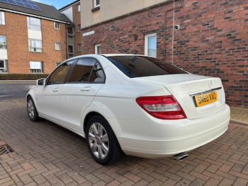 Used Mercedes-Benz C Class 2010 for sale - 77688250: Photo