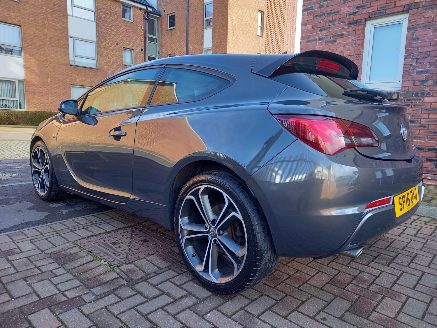 Used Vauxhall Astra 2018 for sale - 78053152: Photo 2