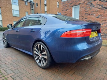 Used Jaguar XE 2016 for sale - 79705429: Photo