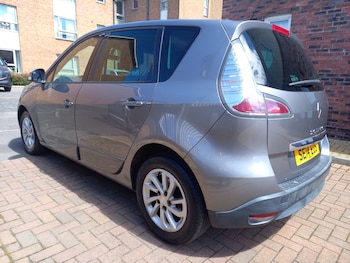 Used Renault Scenic 2014 for sale - 78860291: Photo