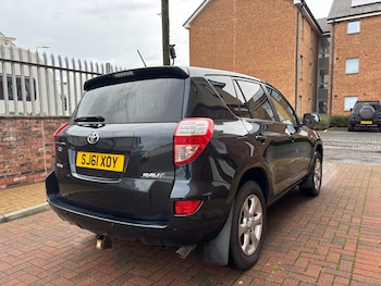 Used Toyota RAV4 2011 for sale - 76422466: Photo