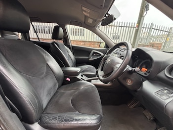 Used Toyota RAV4 2011 for sale - 76422466: Photo