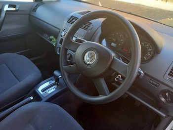 Used Volkswagen Polo 2003 for sale - 77729857: Photo