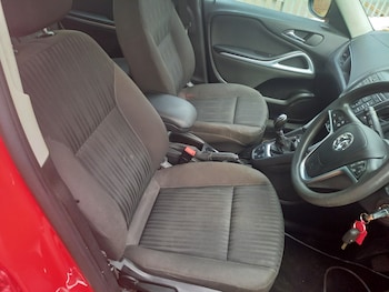 Used Vauxhall Zafira 2015 for sale - 78495550: Photo