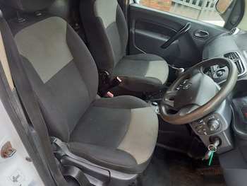 Used Renault Kangoo 2018 for sale - 79030482: Photo