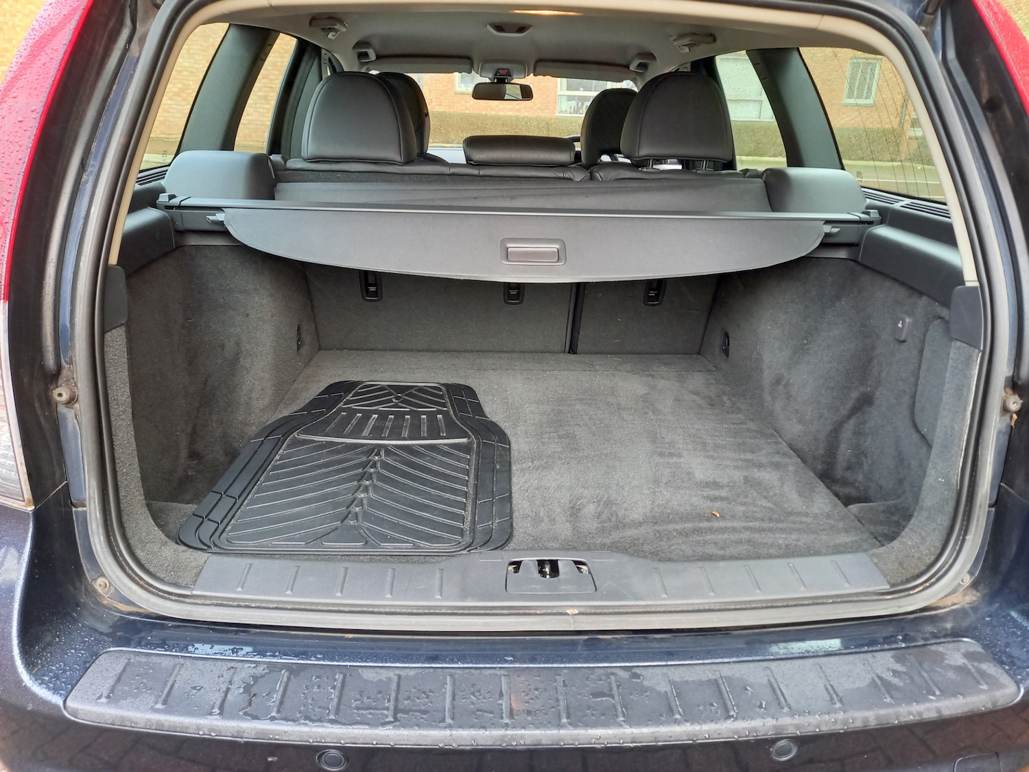 Used Volvo V50 2012 for sale - 77812798: Photo 6