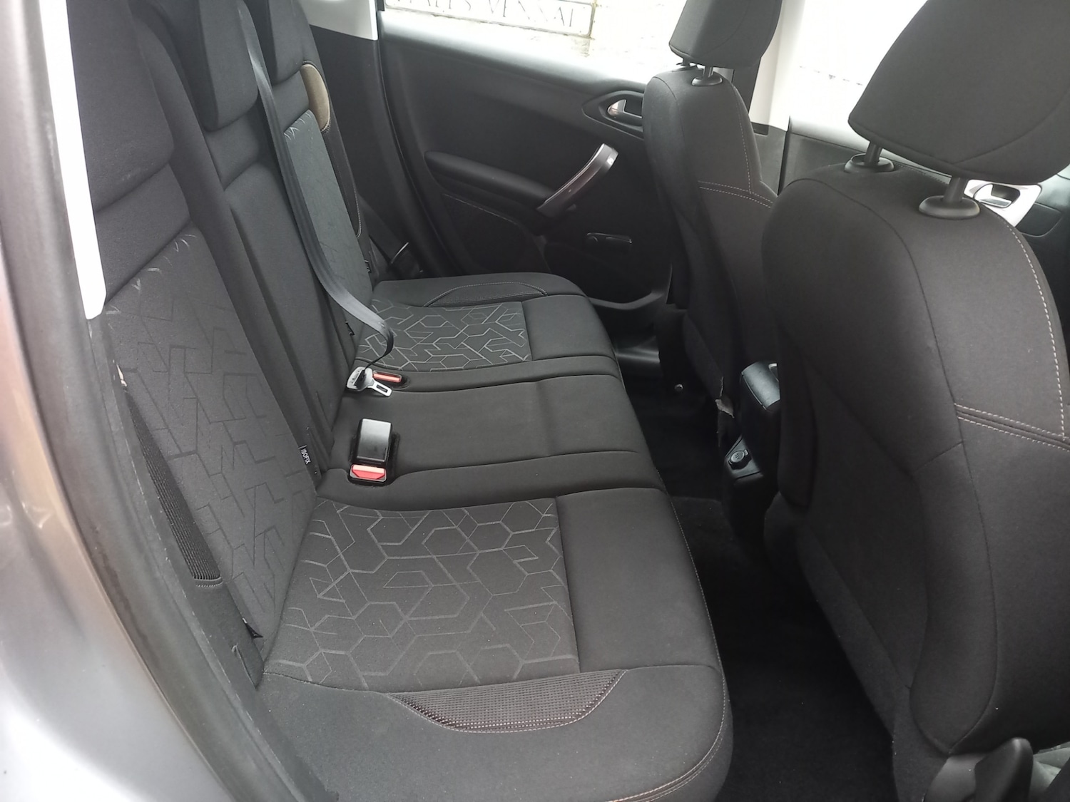 Used Peugeot 2008 2014 for sale - 77236956: Photo 5