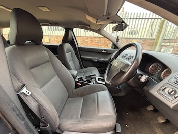 Used Volvo V50 2005 for sale - 76576995: Photo