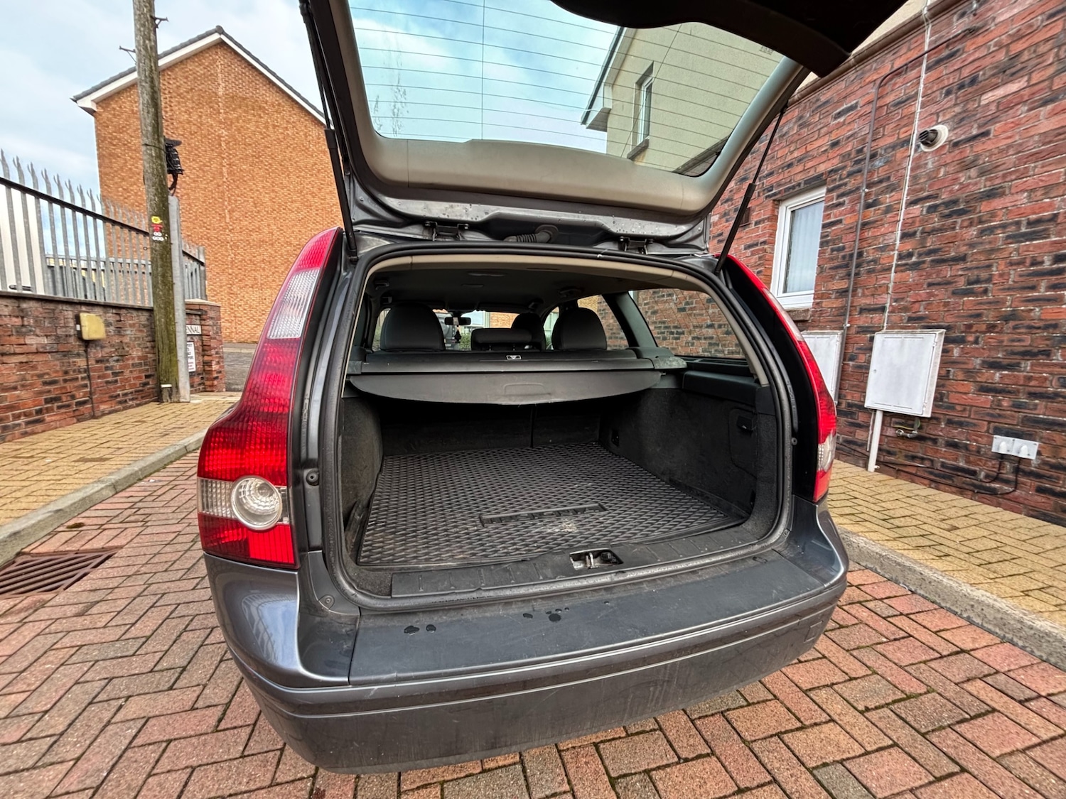 Used Volvo V50 2005 for sale - 76576995: Photo 6