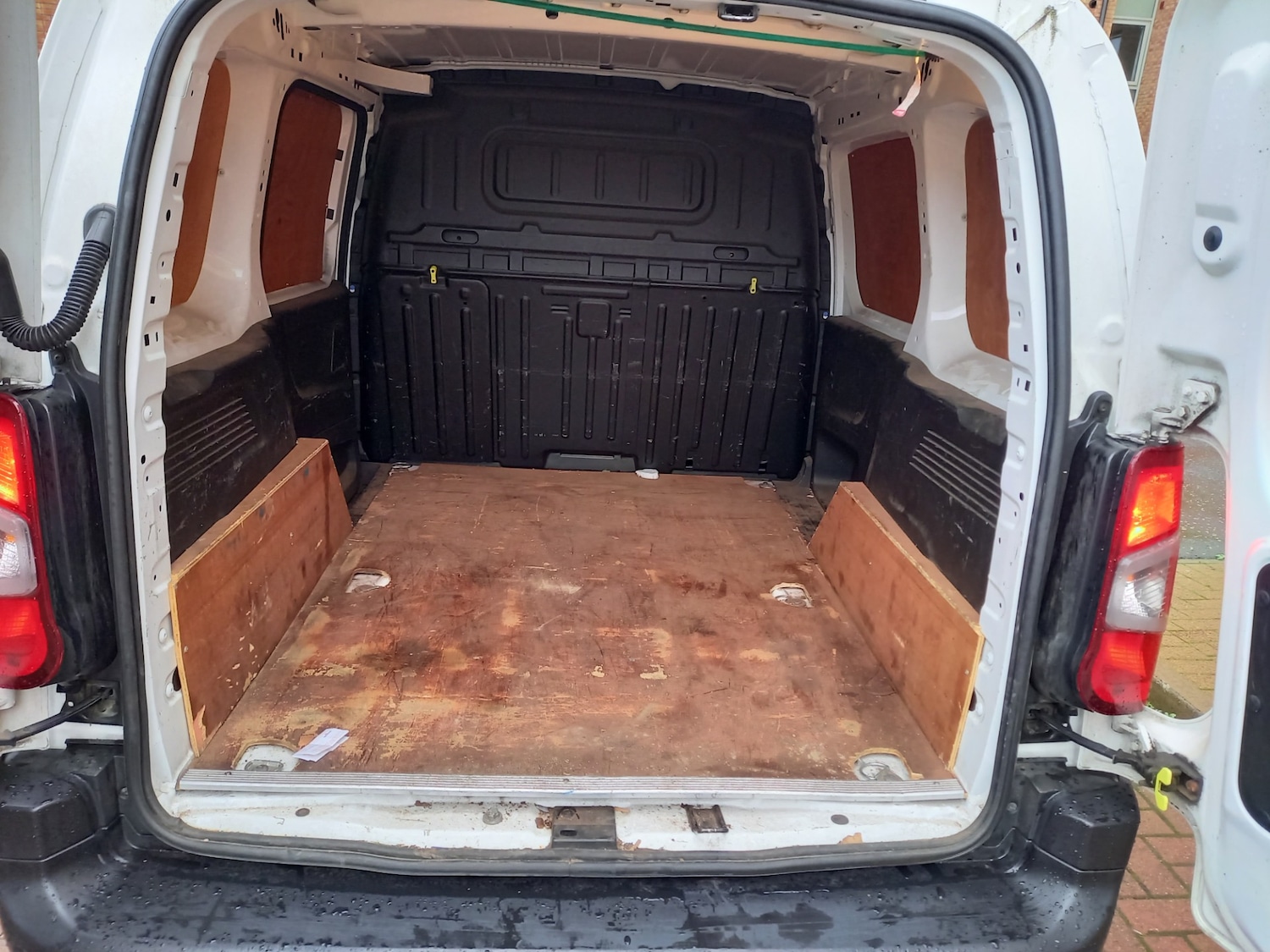 Used Peugeot Partner 2021 for sale - 76877412: Photo 5