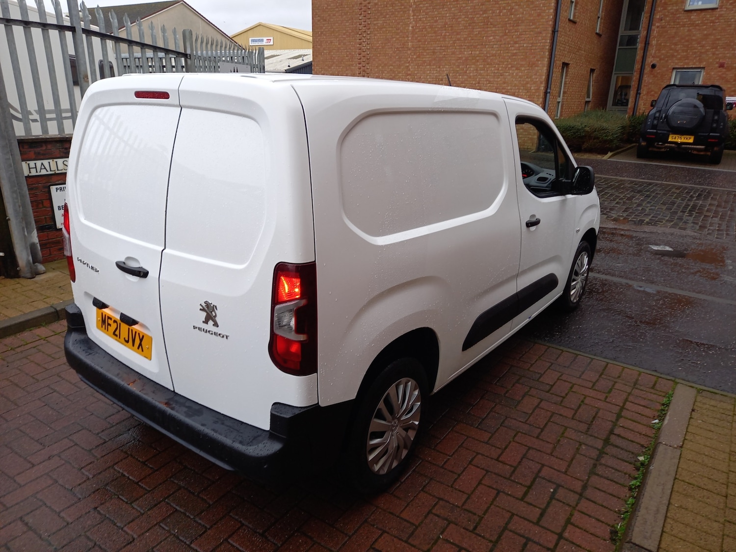 Used Peugeot Partner 2021 for sale - 76877412: Photo 8