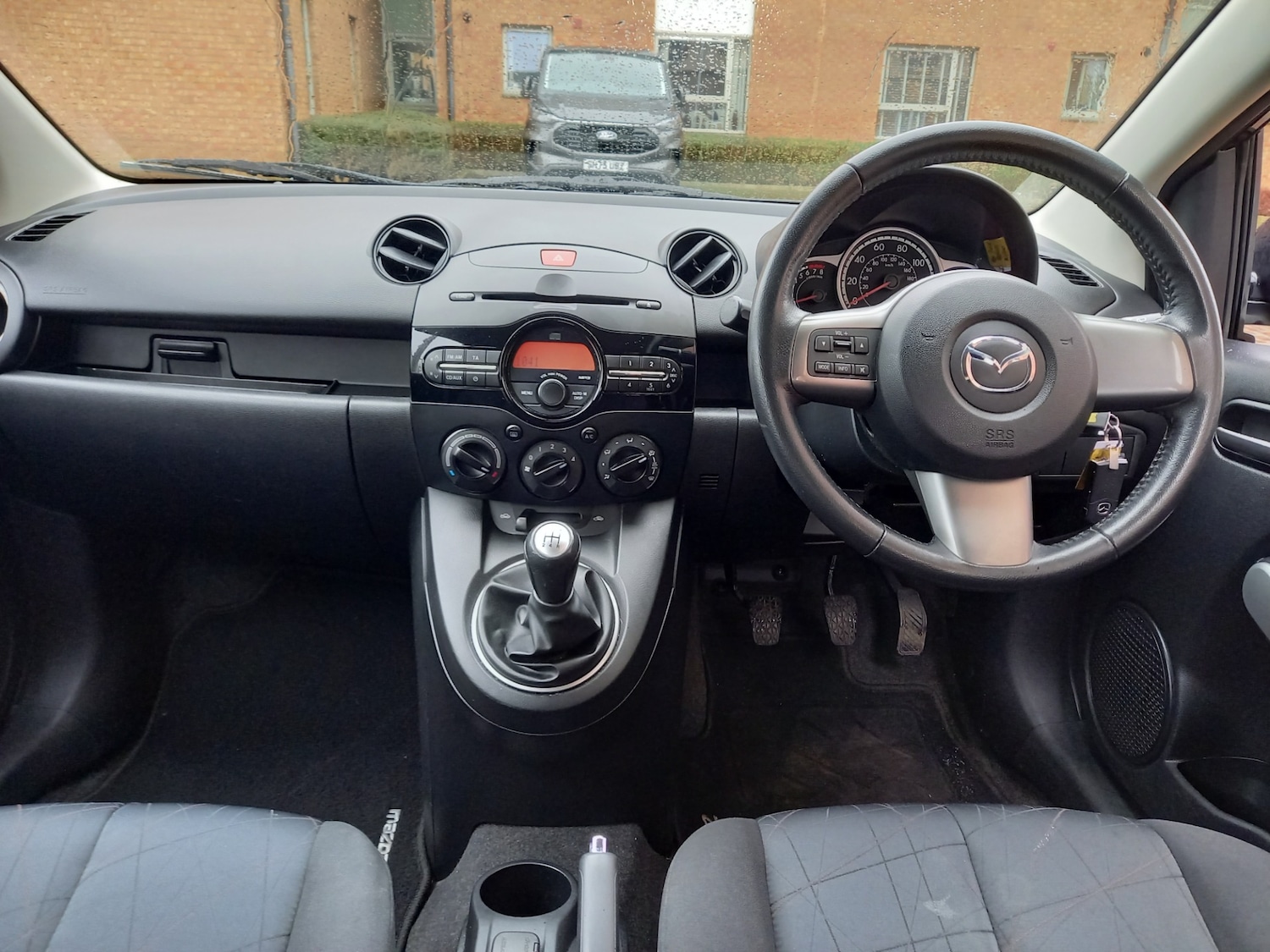 Used Mazda Mazda2 2012 for sale - 77516183: Photo 3