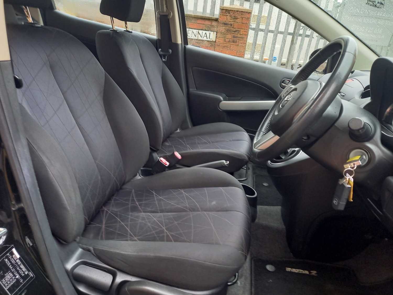 Used Mazda Mazda2 2012 for sale - 77516183: Photo 4