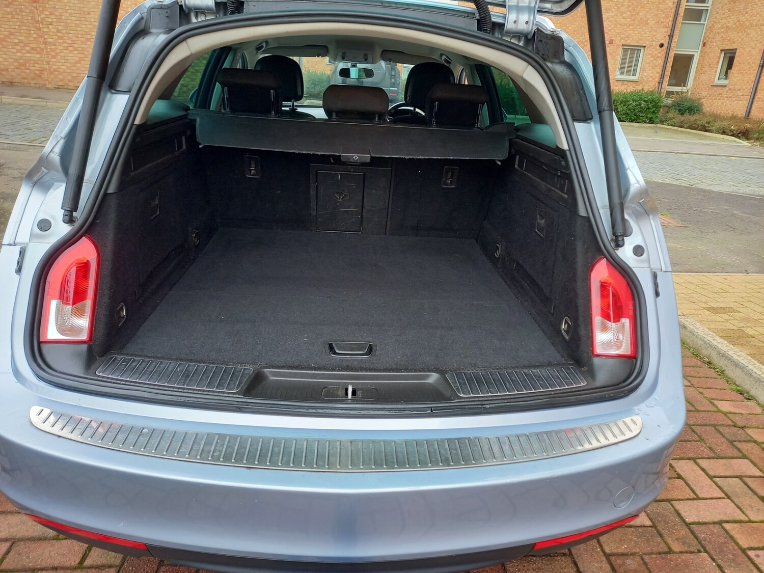 Used Vauxhall Insignia 2013 for sale - 76263133: Photo 6