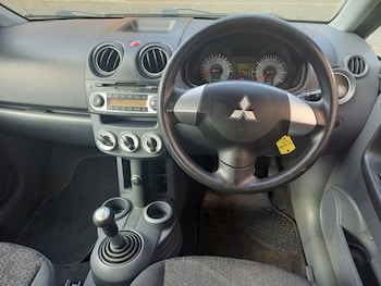 Used Mitsubishi Colt 2013 for sale - 78633258: Photo