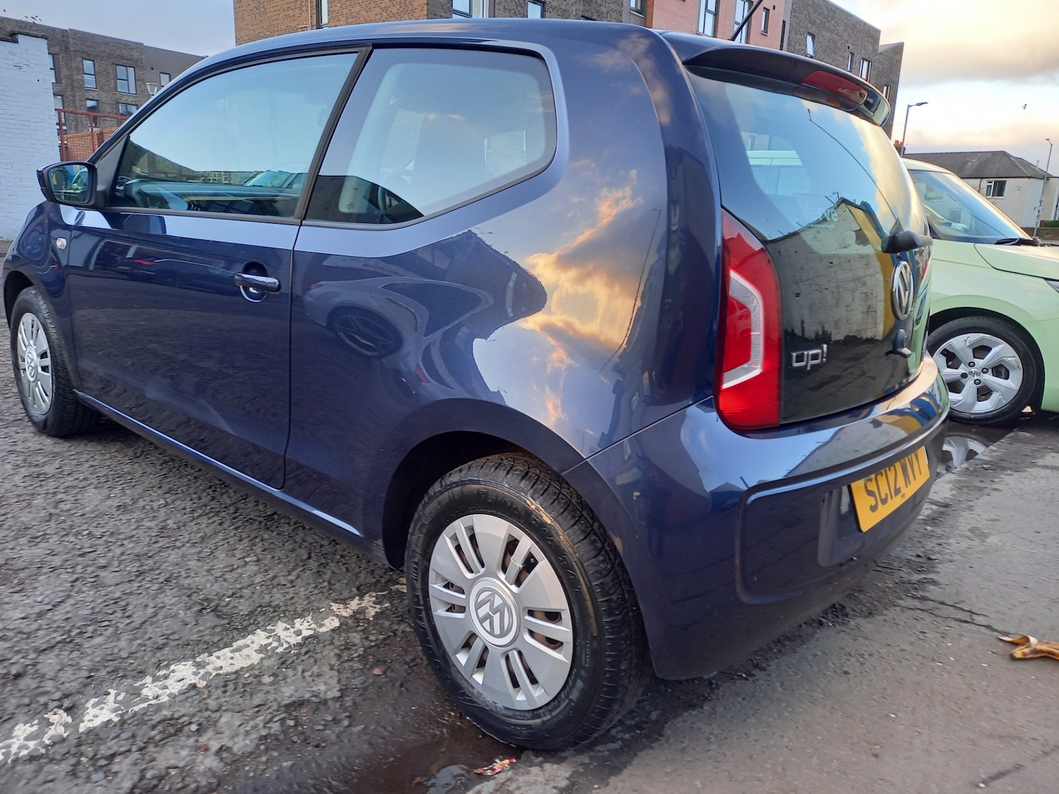 Used Volkswagen up! 2012 for sale - 77367062: Photo 2