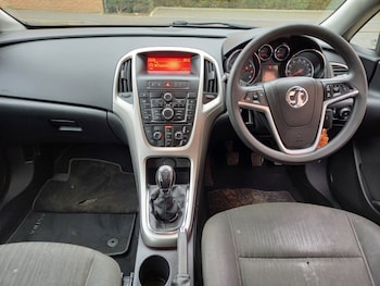 Used Vauxhall Astra 2011 for sale - 77591457: Photo