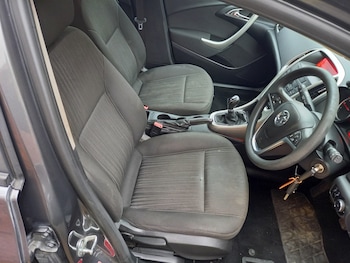 Used Vauxhall Astra 2011 for sale - 77591457: Photo