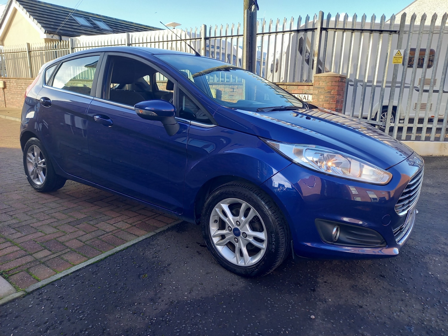 Used Ford Fiesta 2015 for sale - 76553938: Photo 6