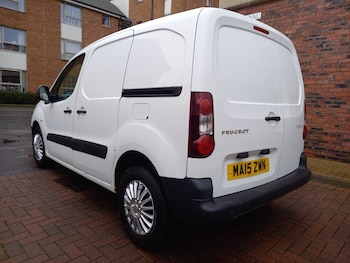Used Peugeot Partner 2015 for sale - 76879076: Photo