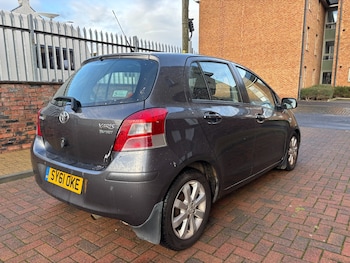 Used Toyota Yaris 2011 for sale - 76831271: Photo