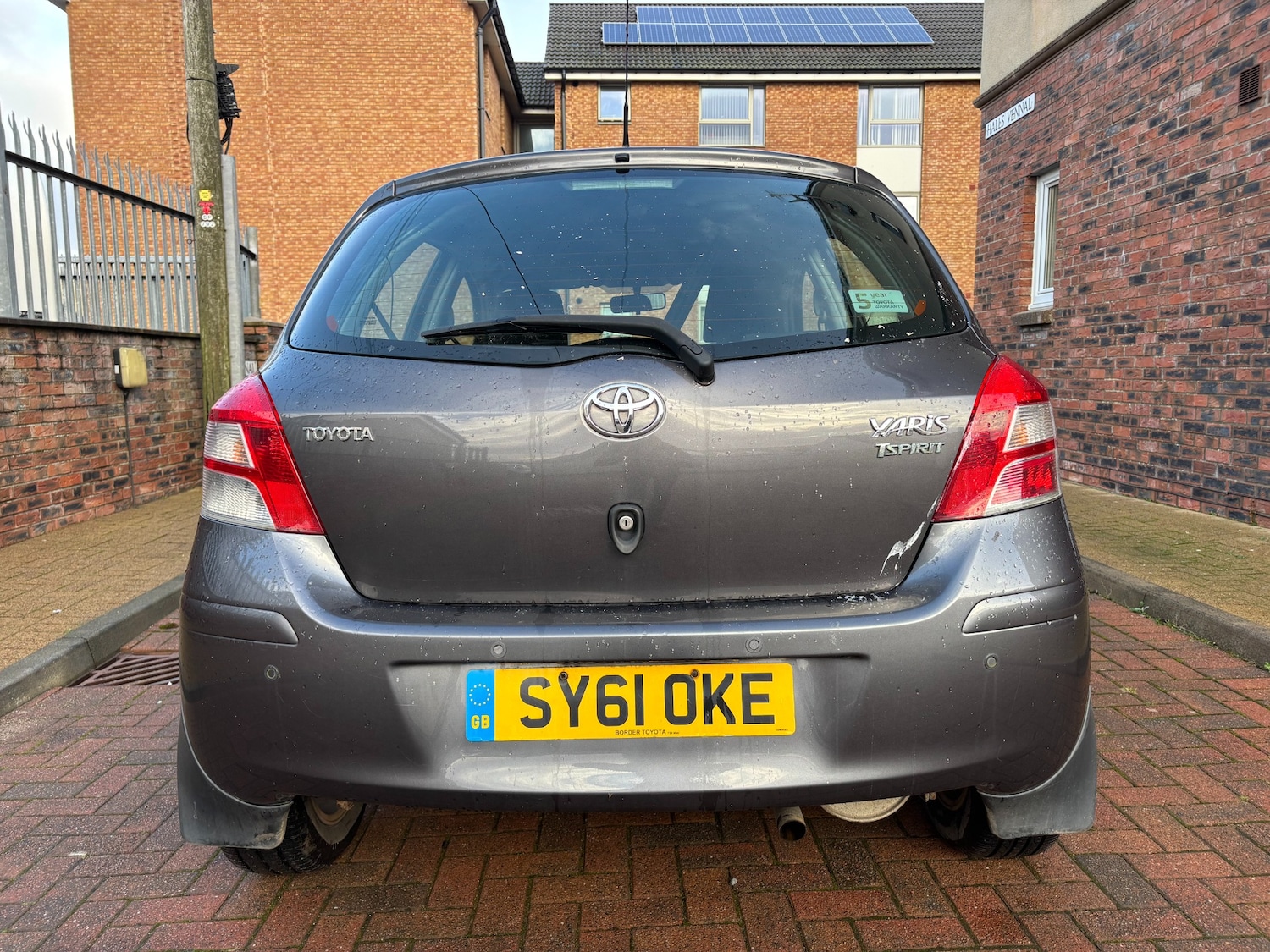 Used Toyota Yaris 2011 for sale - 76831271: Photo 9