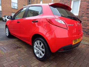 Used Mazda Mazda2 2014 for sale - 78748818: Photo