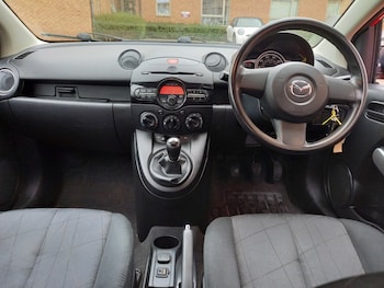 Used Mazda Mazda2 2014 for sale - 78748818: Photo