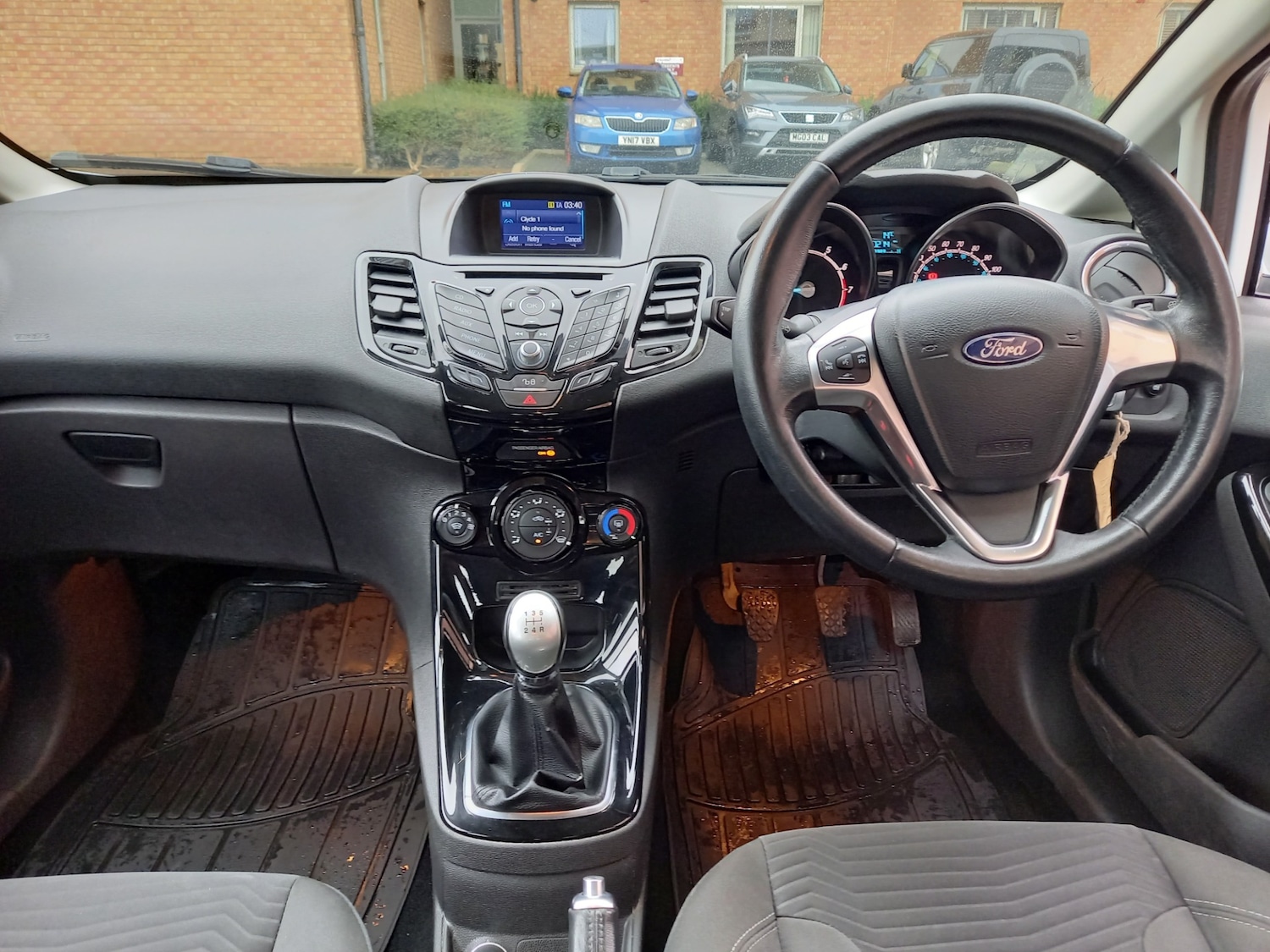 Used Ford Fiesta 2017 for sale - 76192541: Photo 3