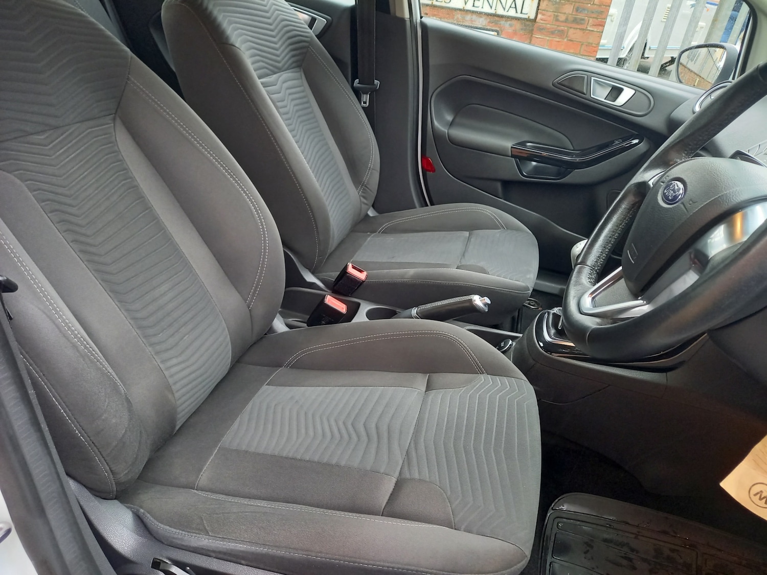 Used Ford Fiesta 2017 for sale - 76192541: Photo 4