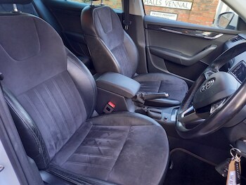 Used Skoda Octavia 2018 for sale - 75869515: Photo
