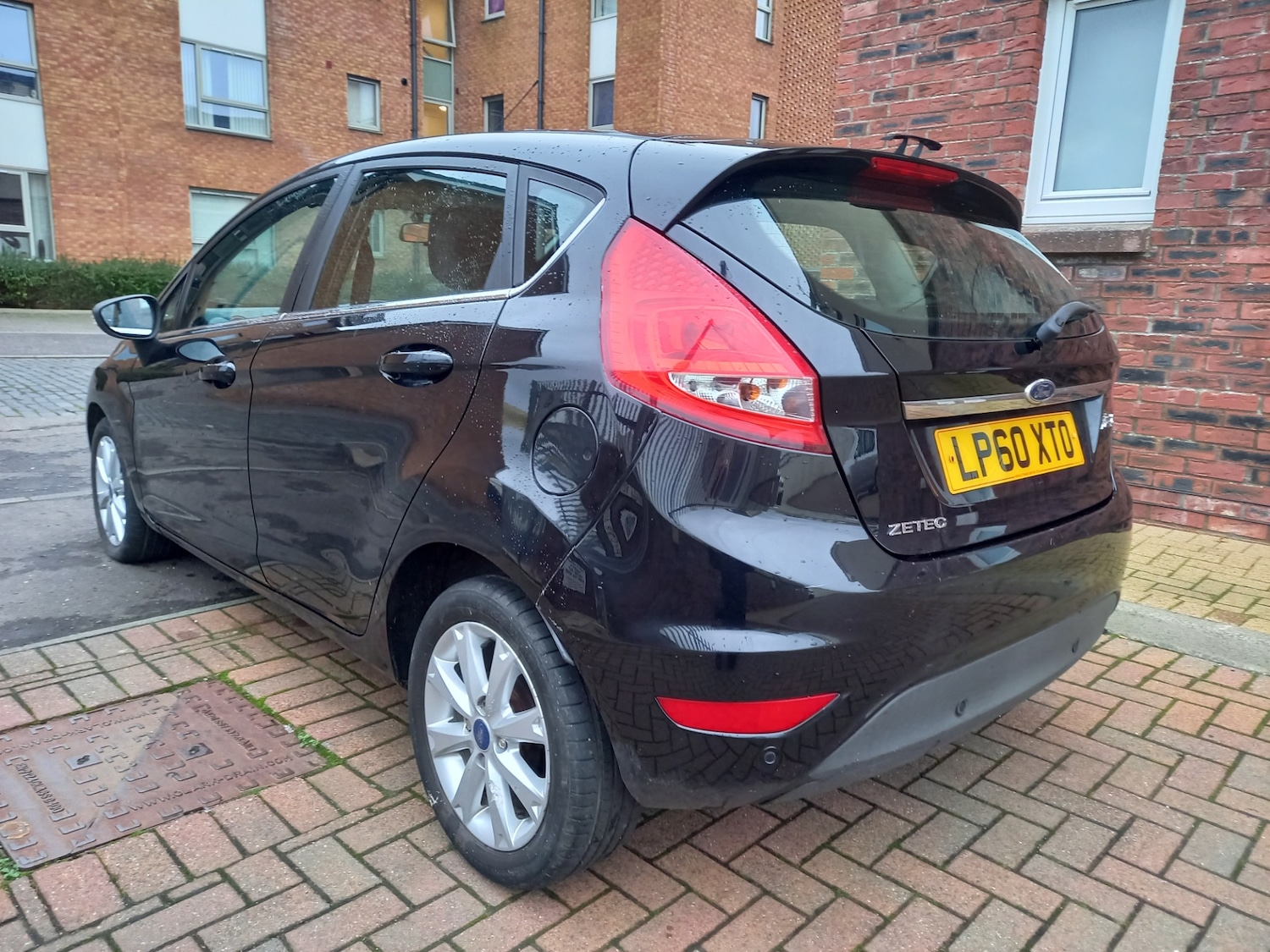 Used Ford Fiesta 2011 for sale - 76556706: Photo 2