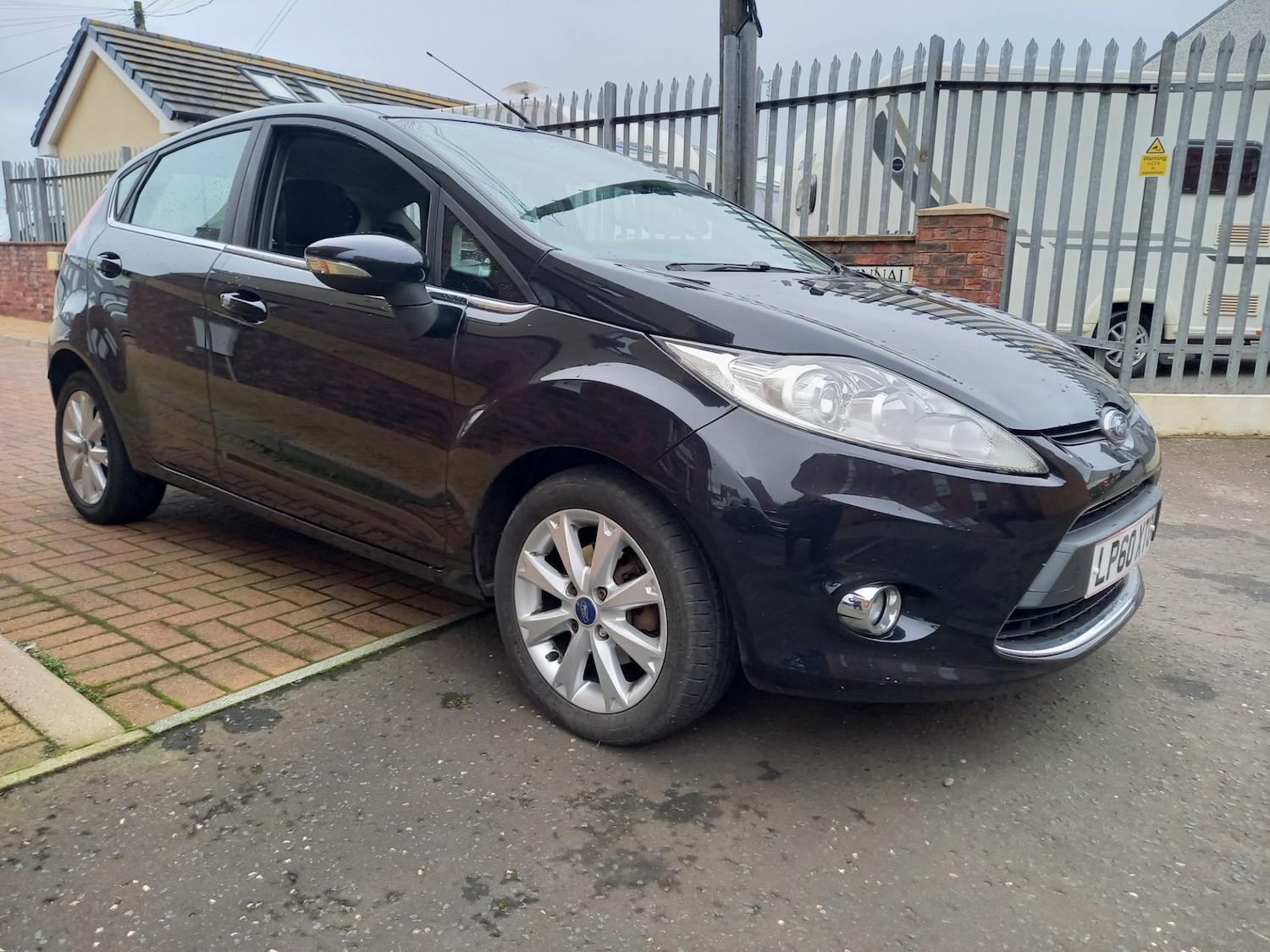 Used Ford Fiesta 2011 for sale - 76556706: Photo 6