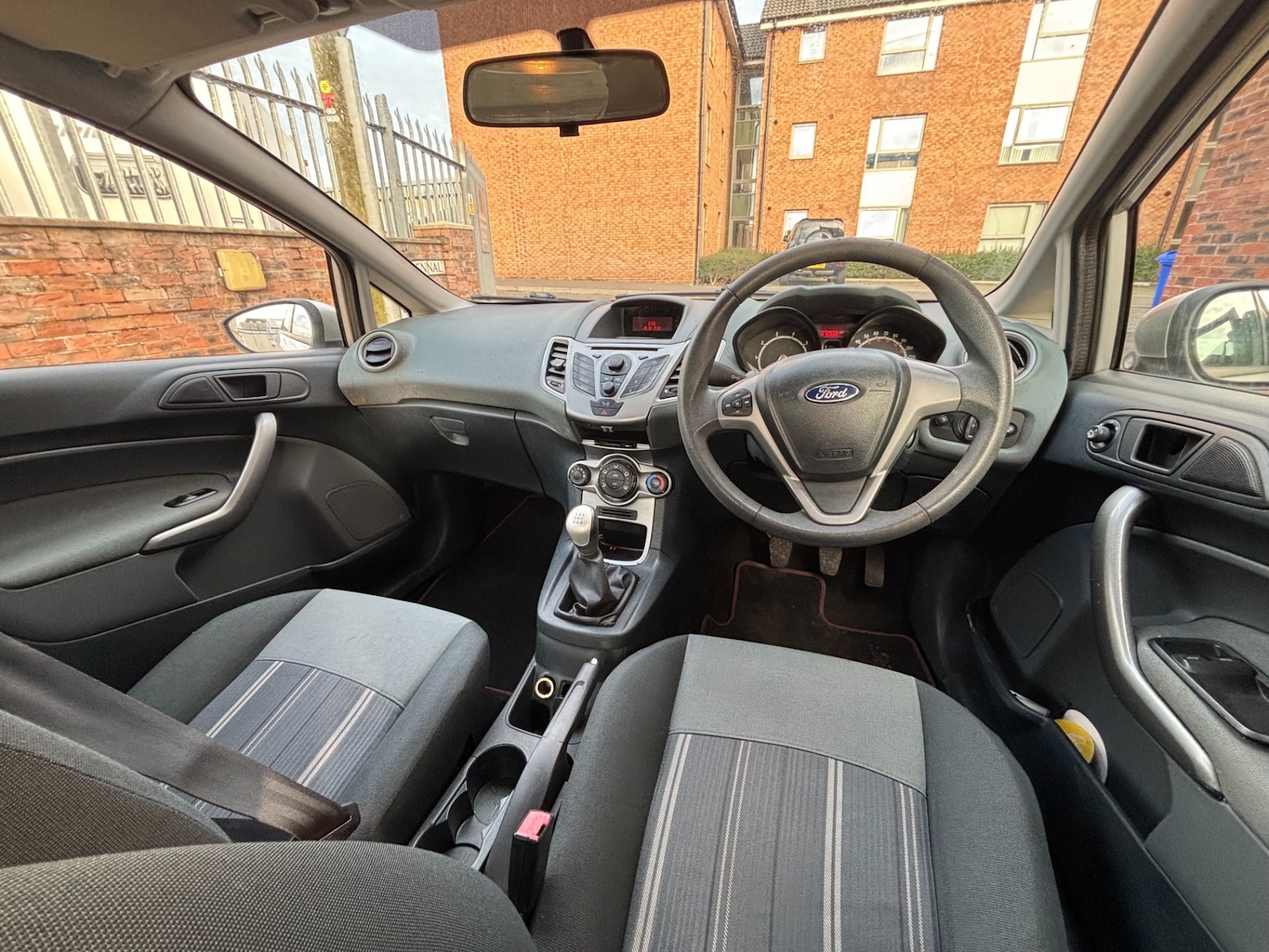 Used Ford Fiesta 2010 for sale - 76598787: Photo 3