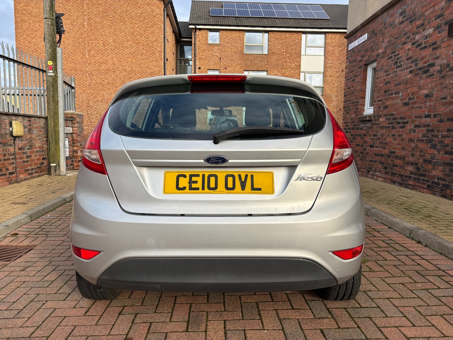 Used Ford Fiesta 2010 for sale - 76598787: Photo 9