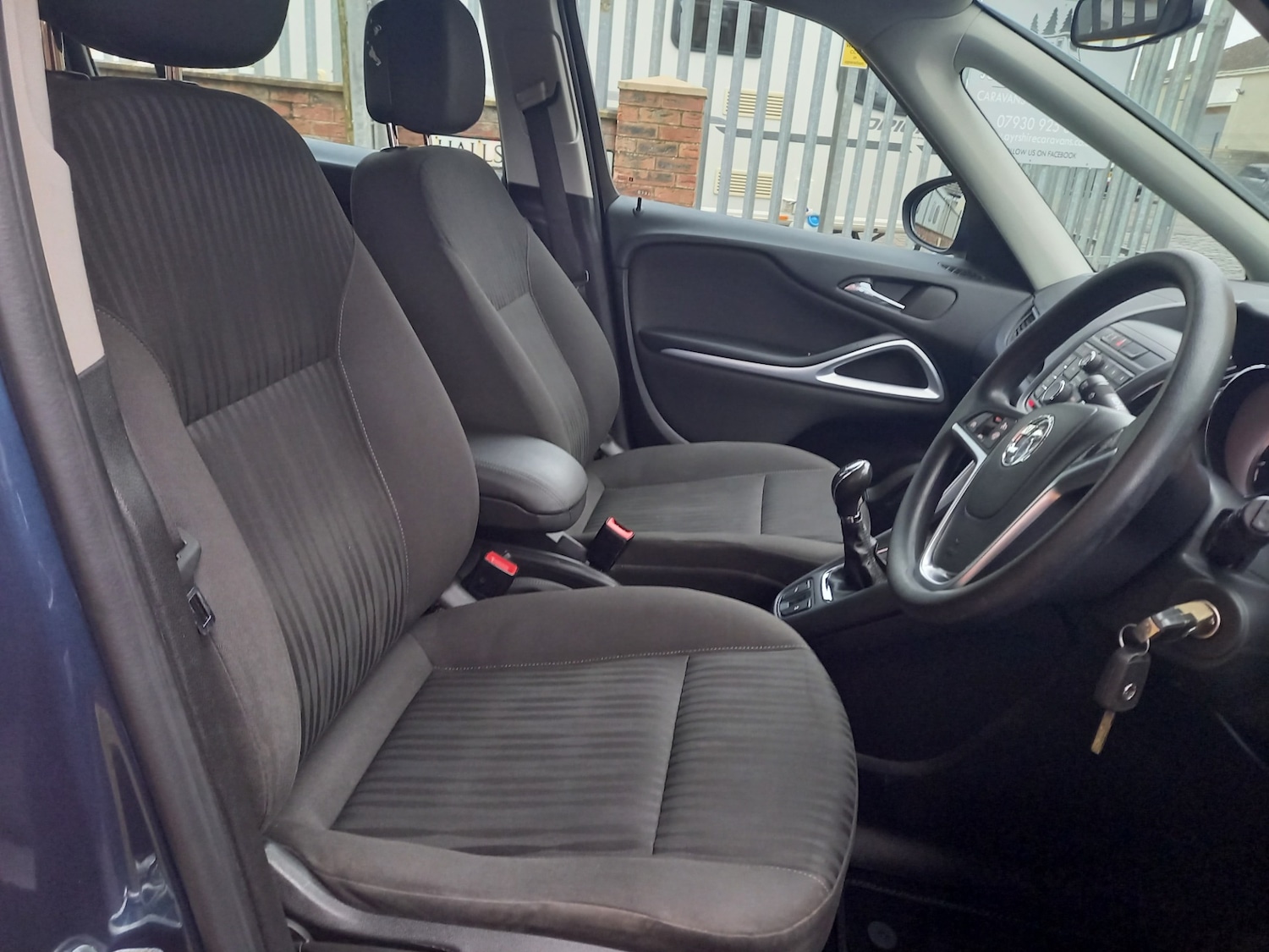 Used Vauxhall Zafira 2014 for sale - 77405144: Photo 4