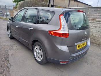 Used Renault Grand Scenic 2009 for sale - 78531259: Photo