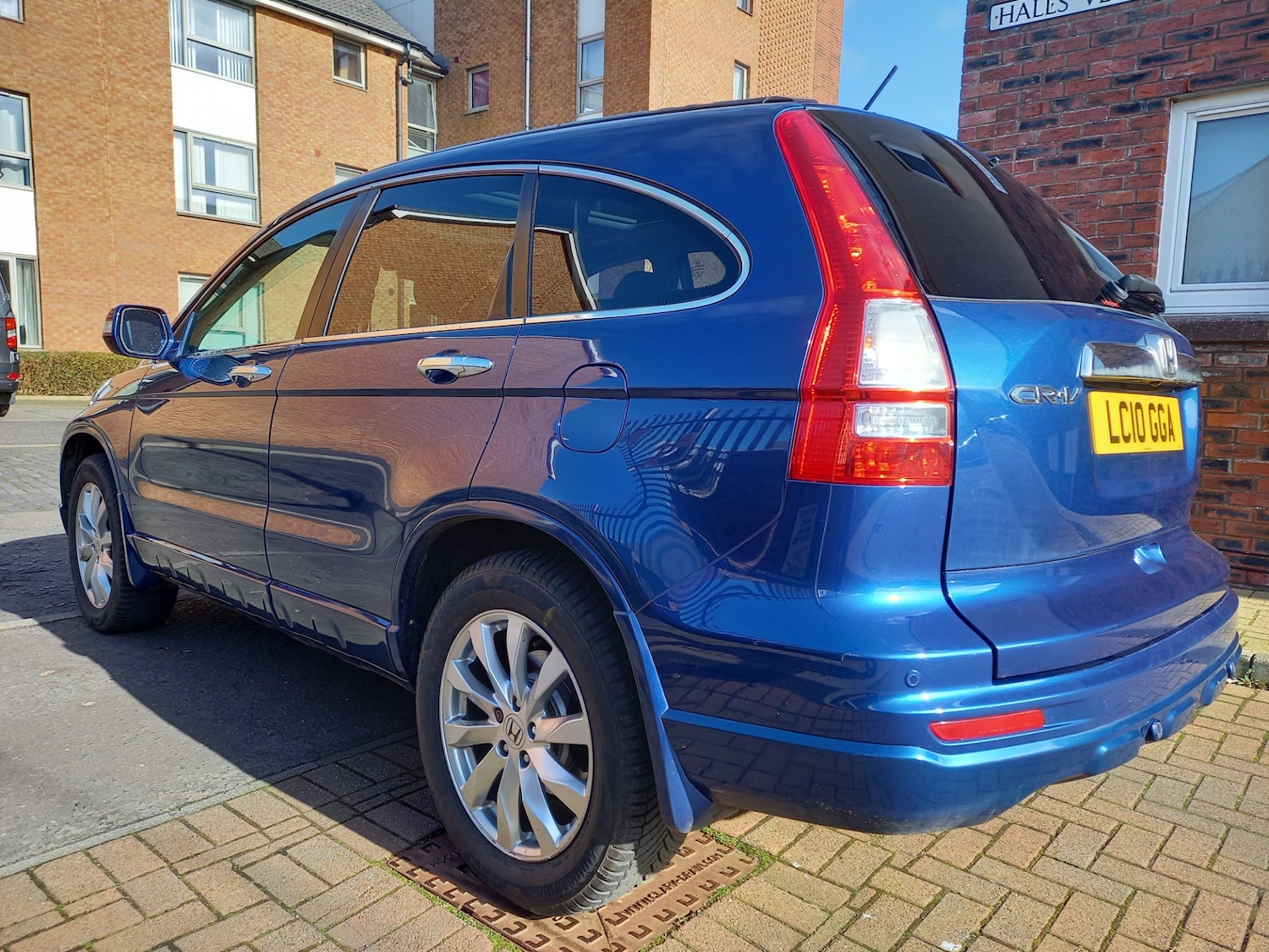 Used Honda CR-V 2010 for sale - 77730911: Photo 2