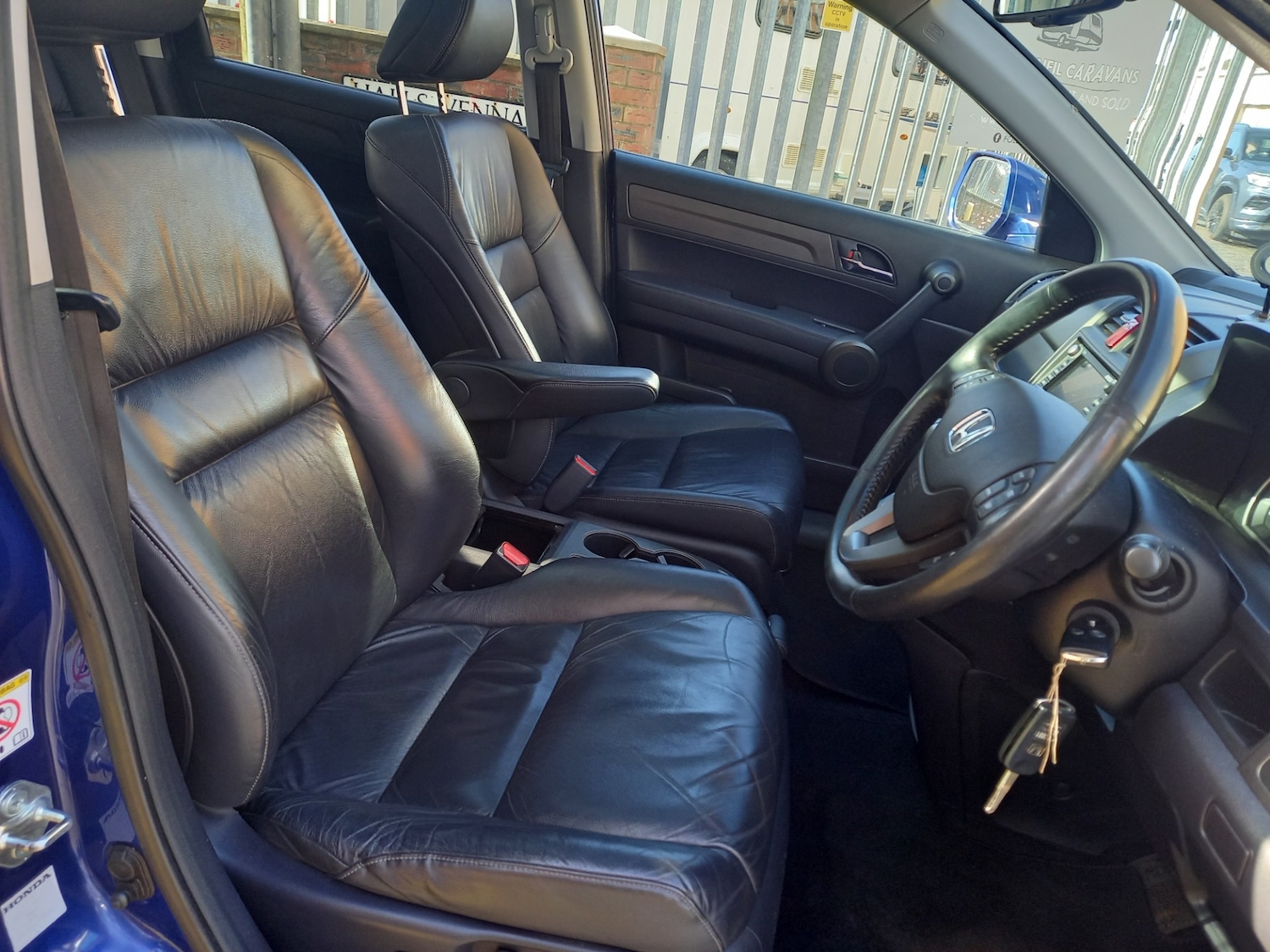 Used Honda CR-V 2010 for sale - 77730911: Photo 4